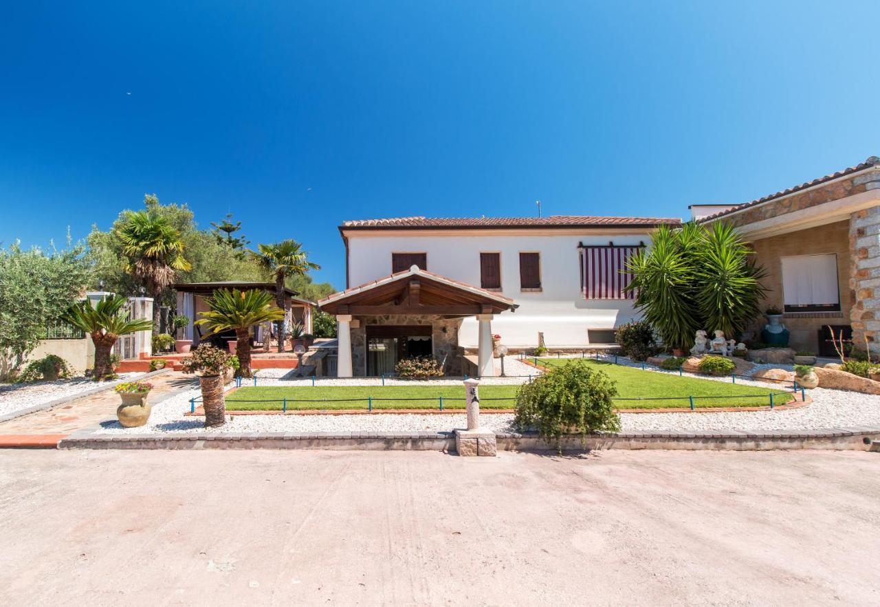 Vacanze A Villa Orosei Kültér fotó