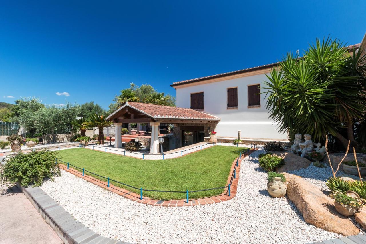 Vacanze A Villa Orosei Kültér fotó